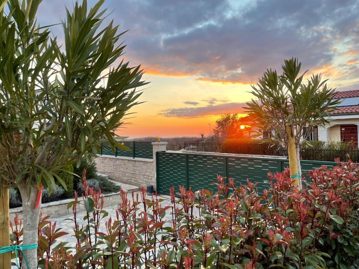 Private Villa "San Servolo House" With Sea View And Private Pool Buje Dış mekan fotoğraf